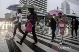 Sebagian Jakarta diprakirakan hujan ringan pada Kamis pagi