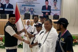 PPIH Makassar terbangkan JCH Papua Barat dan Sulsel  ke Arab Saudi