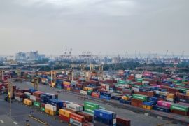 Arus peti kemas TPS hingga April 2025 naik 1,4 persen