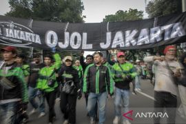 Asosiasi ojek daring minta pemerintah lindungi keselamatan pengemudi 