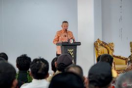 Pemkab Sigi ingatkan kepala desa berhati-hati kelola dana desa
