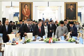 Prabowo jamu PM Li Qiang lewat santap siang dan pertunjukan budaya