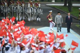 Politik kemarin, kunjungan PM Li Qiang hingga Presiden ke Malaysia