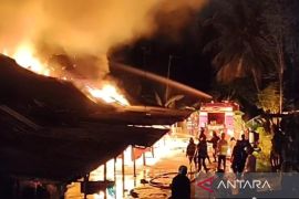 Asrama SPN Polda Sumbar di Padang terbakar, 1.500 meter area terdampak