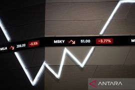 OJK nilai proses banding tarif Trump tidak terlalu berdampak ke IHSG