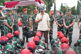 Menhan Sjafrie tinjau proses pendidikan SPPI di Rindam V/Brawijaya