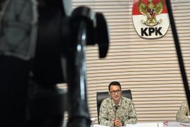 KPK lanjutkan penyidikan kasus suap dana operasional Pemprov Papua