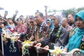 Mendukbangga sebut Tamasya di Kaltim permudah pekerja sawit