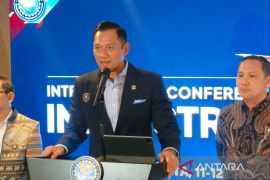 AHY: ICI 2025 pamerkan proyek tanggul laut raksasa hingga kereta cepat