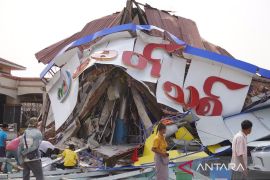 Myanmar perpanjang gencatan senjata saat pemulihan pascagempa