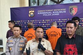 Polda Jambi tangkap dua pengepul emas mentah hasil Peti