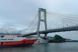 BMKG: Waspada gelombang tinggi hingga 2,5 meter di perairan Sulut