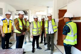 Wamensos dan KSP tinjau progres revitalisasi Sekolah Rakyat di Bekasi