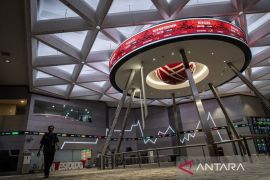 IHSG ditutup menguat seiring ekspektasi Fed akan 'cut rate' tahun ini