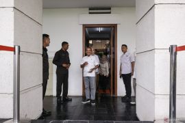 Kemarin, tambang nikel di Raja Ampat hingga Gunung Semeru meletus