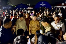 Wapres cek kondisi di Kapuk Muara, minta tenda pengungsi layak huni
