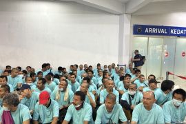 KJRI Johor Bahru dan BP3M Kepri fasilitasi deportasi 230 PMI