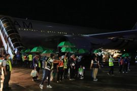 Jemaah haji Kloter 1 Debarkasi Makassar tiba malam hari
