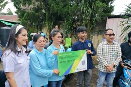 Wamen Kemendukbangga saksikan penyerahan kepesertaan BPJAMSOSTEK SPPG