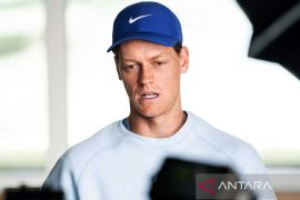 Sinner tunjukkan bakat selain tenis, rilis lagu bersama Andrea Bocelli