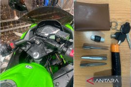 Bobol sepeda motor di siang bolong, pencuri di Jakpus terpergok warga