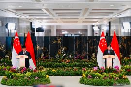 Pertemuan Prabowo-PM Wong hasilkan 19 kesepakatan militer-kesehatan