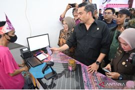 Menteri UMKM minta Kalsel bangun sentra serap produk pelaku usaha