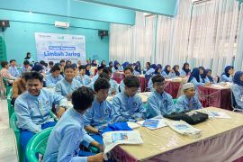 Pelindo ajak siswa kelola limbah laut melalui edukasi 