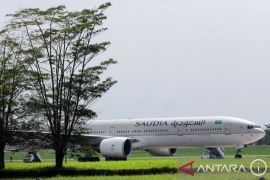 Pesawat Saudia kembali lakukan pendaratan darurat di Kualanamu
