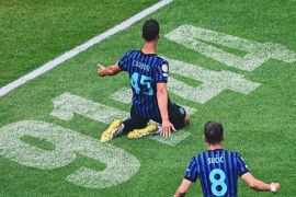 Sempat tertinggal, Inter Milan menang dramatis 2-1 atas Urawa Reds