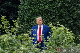 Starmer dan Trump bahas upaya negosiasi ulang dengan Iran