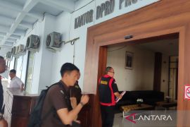 Kejati geledah kantor DPRD Provinsi Bengkulu terkait dugaan korupsi