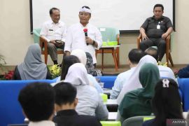Jabar uji coba platform digital ketenagakerjaan di Kabupaten Bekasi