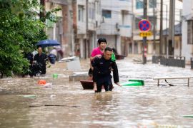 Lebih dari 80.000 orang dievakuasi akibat banjir besar di China