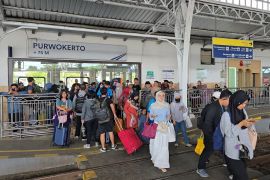 KAI Purwokerto catat lonjakan penumpang jelang libur Tahun Baru Islam