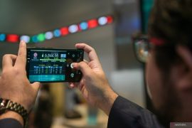 IHSG Senin dibuka menguat 37,06 poin