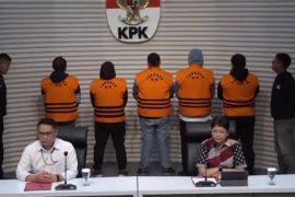 KPK tetapkan 5 orang tersangka kasus korupsi proyek jalan di Sumut