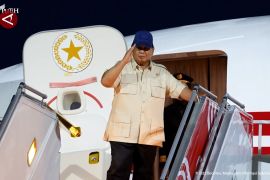 Prabowo bertolak ke Singapura untuk perkuat kemitraan
