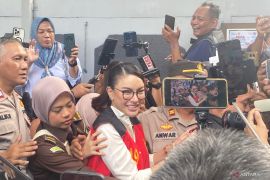 Nikita Mirzani diborgol saat hadiri sidang eksepsi di PN Jaksel