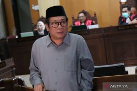 Polda NTB tahan mantan Bupati Lombok Tengah Suhaili Fadhil