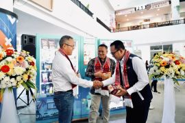 Pelindo-ASDP hadirkan vending machine UMK perkuat ekonomi rakyat