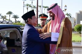 Presiden Prabowo disambut Pangeran MBS