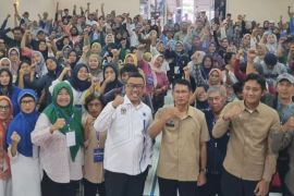 Uya Kuya gandeng warga Kebayoran Lama untuk gencarkan MBG