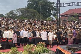 Wapres kagum masyarakat Bali kumpul lebih awal untuk tonton pesta seni