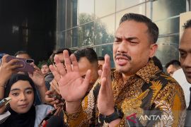 KPK masih pelajari dokumen yang diberikan Menteri UMKM soal istrinya