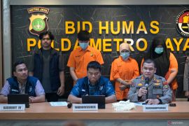 Kriminal kemarin, penipuan modus 