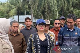 Wamendiktisaintek RI survei lokasi Sekolah Garuda di Sultra