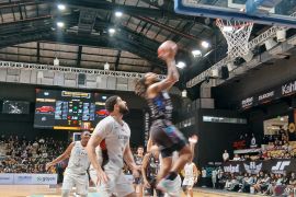 Dewa United kewalahan saat hadapi Hangtuah di babak pertama play-off