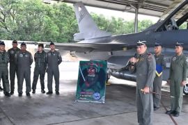 Dua penerbang Lanud Iswahjudi raih 1.000 jam terbang jet tempur F-16