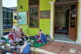 Korban banjir di Tangerang butuh logistik makanan dan obat-obatan